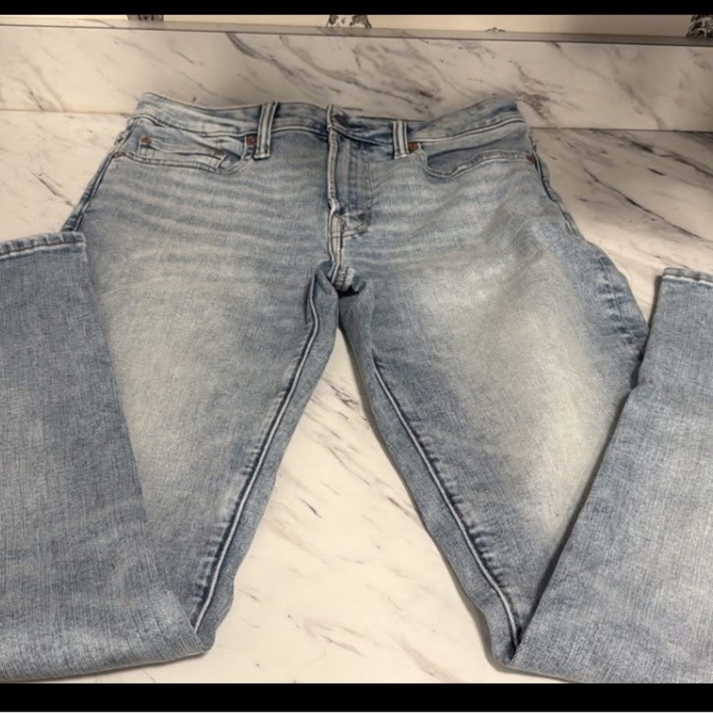 American Eagle Outfitters Men's Light Blue Slim Jeans